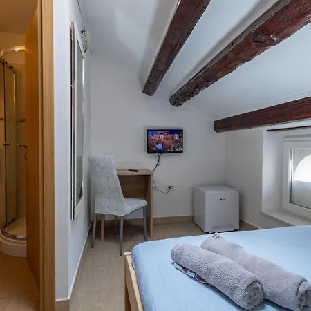 Vitoria On Joakim Square Guest house